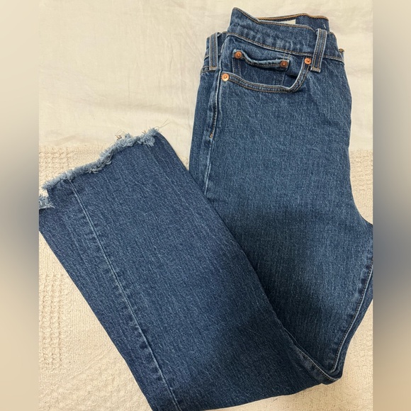 Levi’s Wedgie Straight Premium Jeans - Picture 6 of 6